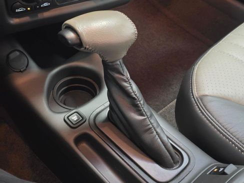 Used 2003 Chevrolet Monte Carlo SS FWD image 36