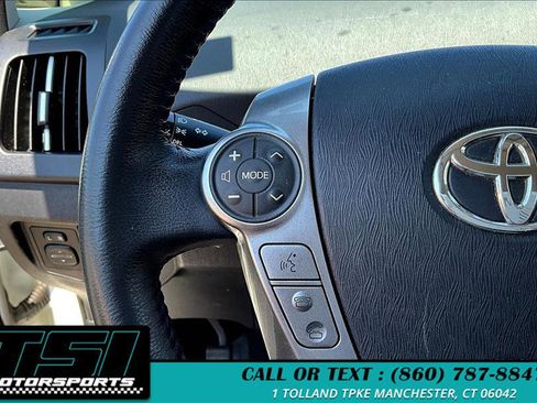 Used 2013 Toyota Prius Three image 18