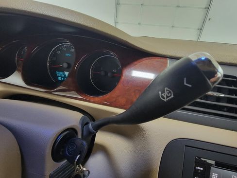 Used 2006 Buick Lucerne CXL FWD image 18