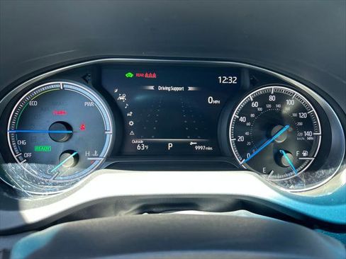 Certified 2024 Toyota Venza XLE AWD/4WD image 9