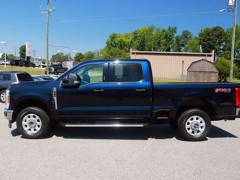 Used 2024 Ford F250 XLT w/ FX4 Off-Road Package AWD/4WD image 4