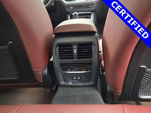 Certified 2022 BMW 330i 330i w/ Driving Assistance Package image 18