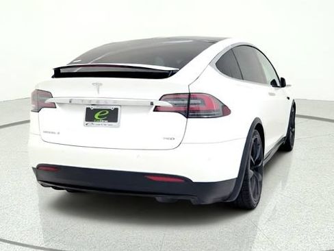 Used 2018 Tesla Model X 75D AWD/4WD image 8