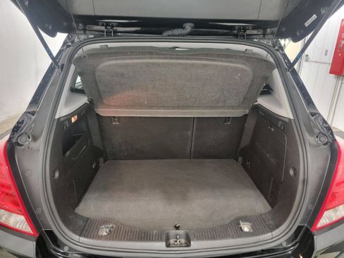 Used 2018 Chevrolet Trax LS AWD/4WD image 16