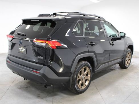 Used 2024 Toyota RAV4 AWD Hybrid image 9