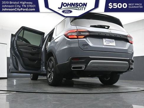 Used 2023 Honda Pilot Elite image 42