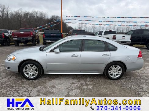 Used 2015 Chevrolet Impala LT w/ LT Sunroof Package image 10