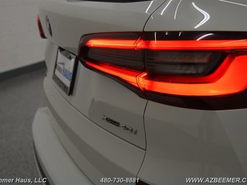 Used 2023 BMW X5 xDrive40i w/ M Sport Package AWD/4WD image 52