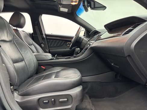 Used 2018 Ford Taurus Limited FWD image 33