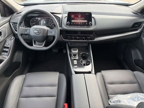 New 2026 Nissan Rogue SV FWD image 20
