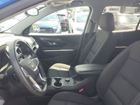 Used 2024 GMC Terrain SLE w/ Driver Convenience Package AWD/4WD image 17