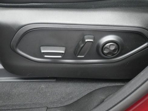 New 2025 Jeep Grand Cherokee L Altitude image 18