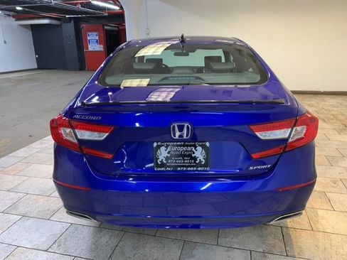 Used 2022 Honda Accord Sport image 6