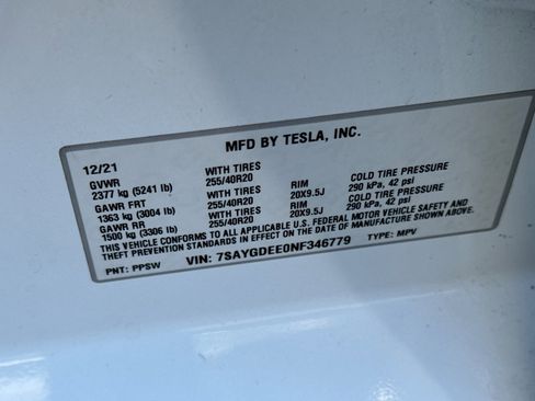 Used 2022 Tesla Model Y Long Range image 28