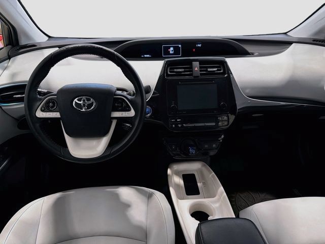Certified 2017 Toyota Prius Four FWD image 20