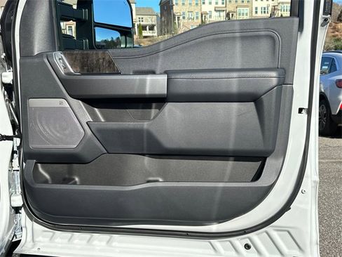 New 2026 Ford F250 Lariat w/ Black Appearance Package image 14