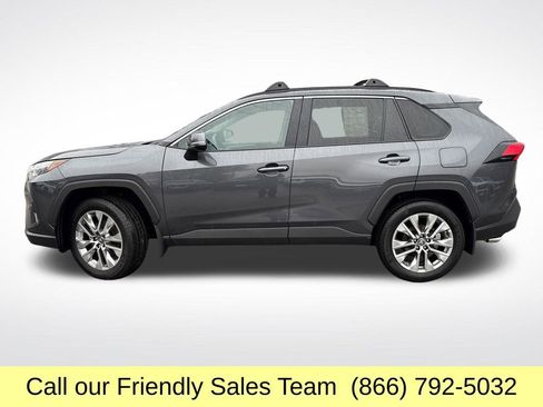 Certified 2025 Toyota RAV4 XLE Premium image 2