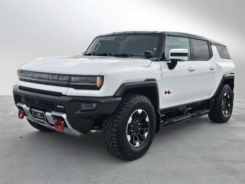 Used 2024 GMC Hummer EV 2X w/ Extreme Off-Road Package image 7
