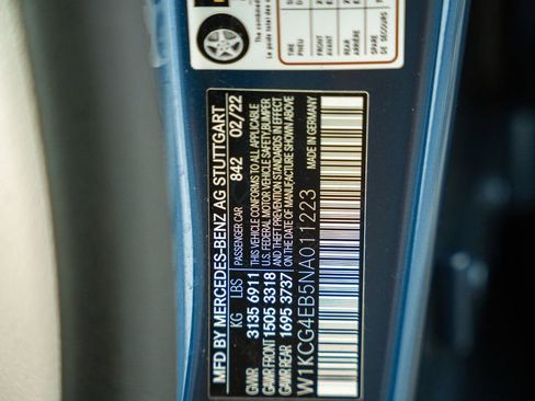 Used 2022 Mercedes-Benz EQS 580 4MATIC Sedan image 35