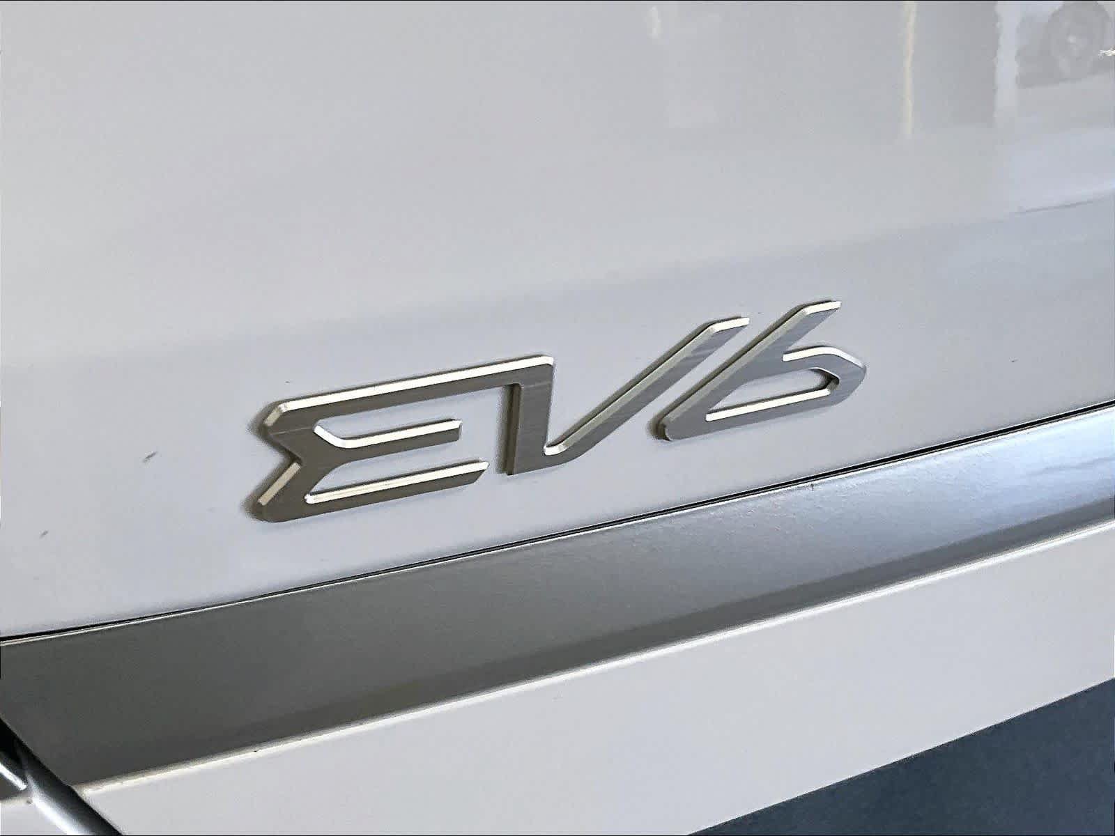 Used 2026 Kia EV6 Light AWD/4WD image 13