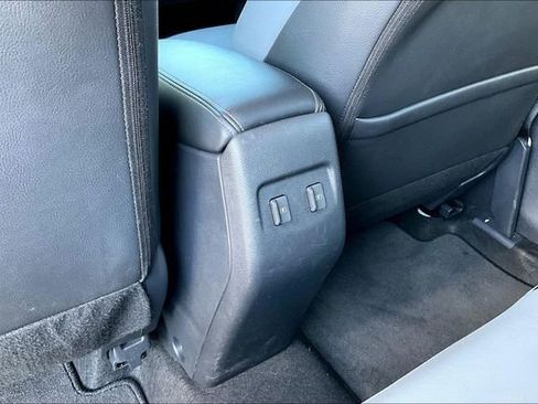 Used 2024 Nissan Kicks SR w/ SR Premium Package FWD image 10