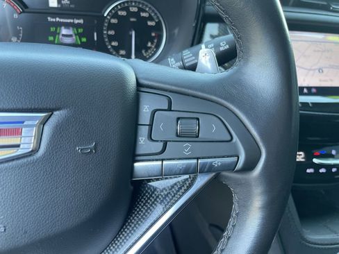 Used 2023 Cadillac XT6 Sport AWD/4WD image 19