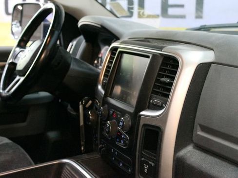 Used 2017 RAM 1500 Big Horn AWD/4WD image 10