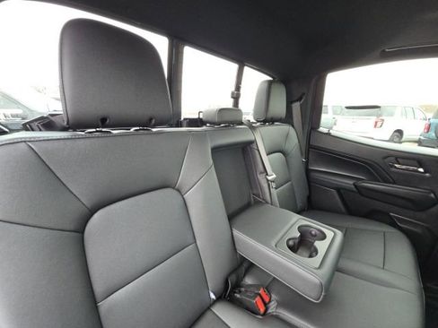 Used 2024 Chevrolet Colorado LT w/ LT Convenience Package III image 16