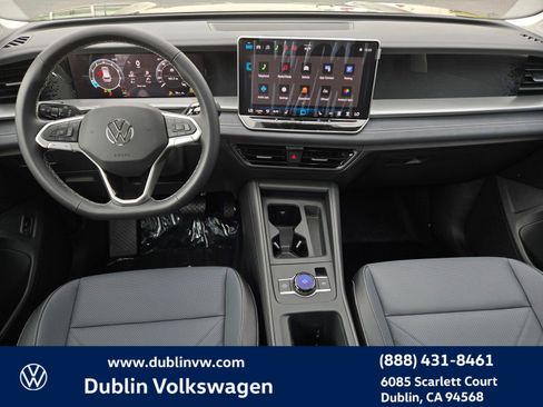 New 2026 Volkswagen Tiguan SE AWD/4WD image 12