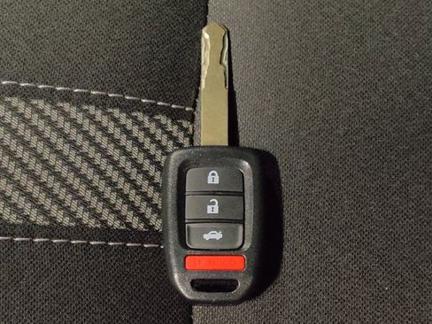 Used 2018 Honda Civic LX image 32