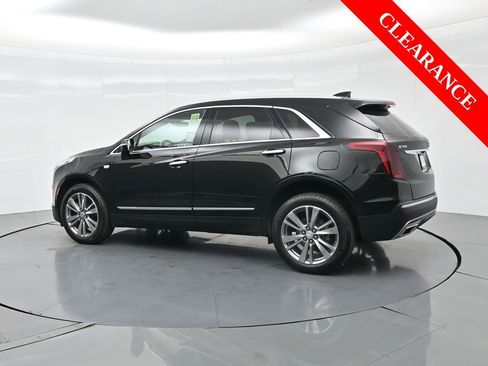 Used 2025 Cadillac XT5 Premium Luxury image 8