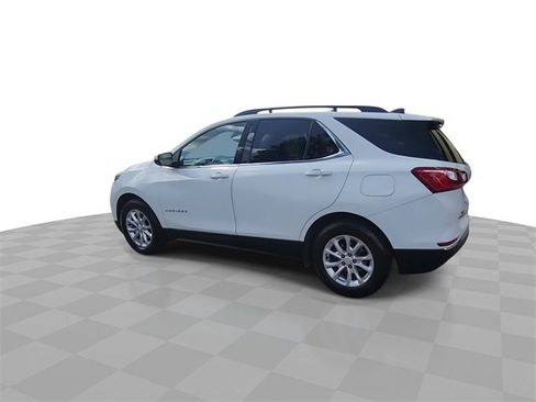 Used 2018 Chevrolet Equinox LT image 6