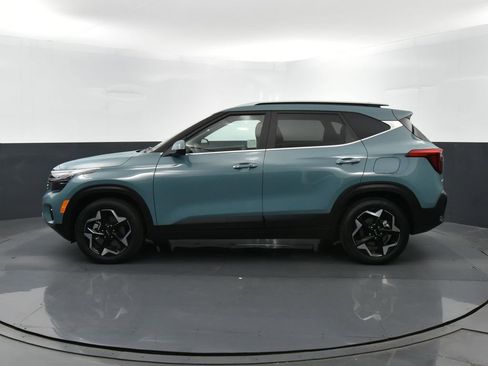 Certified 2025 Kia Seltos EX w/ EX Sunroof Package image 8