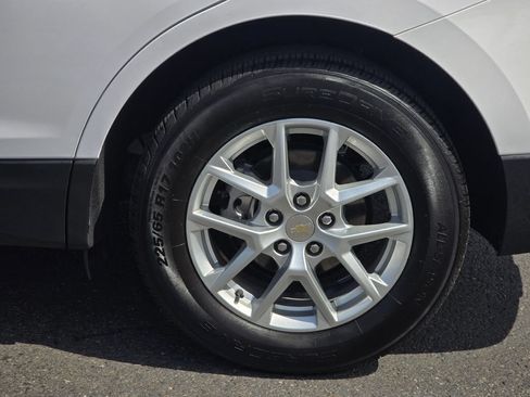 Used 2022 Chevrolet Equinox LT AWD/4WD image 10