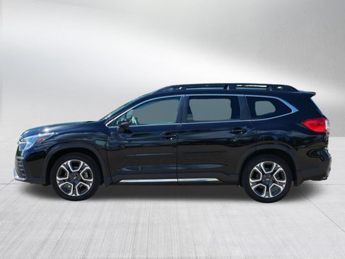 Certified 2023 Subaru Ascent Limited AWD/4WD image 4
