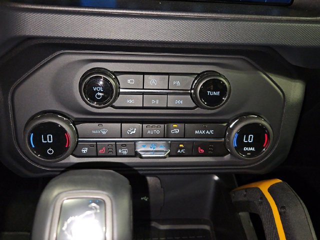 Certified 2024 Ford Bronco Badlands AWD/4WD image 36