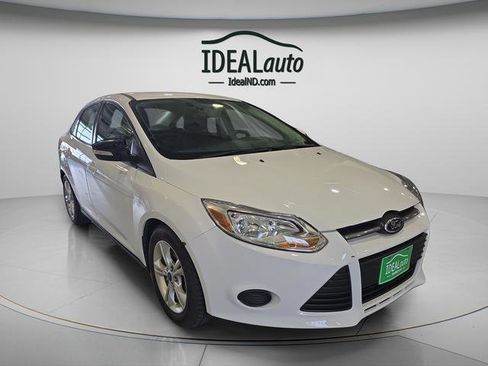 Used 2014 Ford Focus SE w/ SE Winter Package image 10