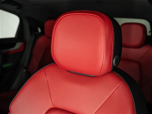 Certified 2026 Porsche Cayenne E-Hybrid Coupe AWD/4WD image 26