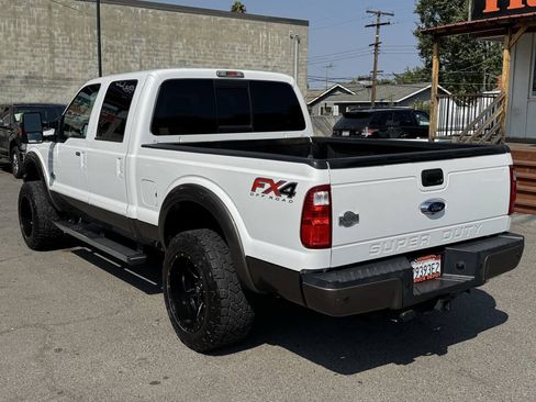 Used 2016 Ford F250 King Ranch w/ FX4 Off-Road Package AWD/4WD image 5