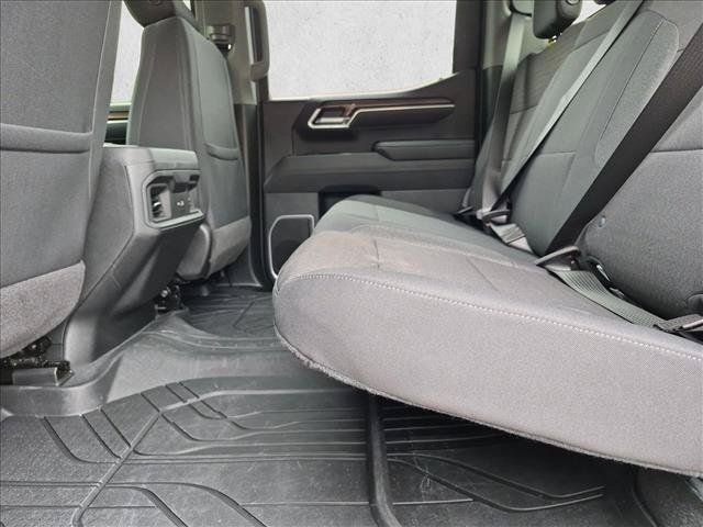 Used 2026 Chevrolet Silverado 1500 LT w/ Texas Edition Plus RWD image 18
