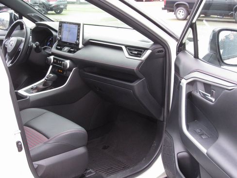 Certified 2022 Toyota RAV4 XSE image 20