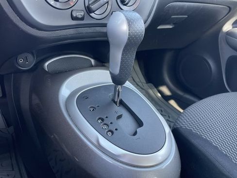Used 2017 Nissan Juke S FWD image 20