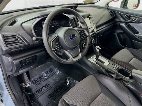 Used 2023 Subaru Crosstrek 2.0i Premium image 17