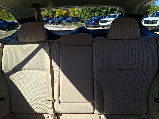Used 2016 Subaru Outback 2.5i Premium AWD/4WD image 38