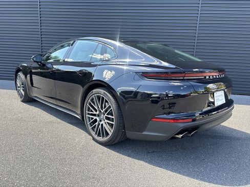 Certified 2025 Porsche Panamera image 40