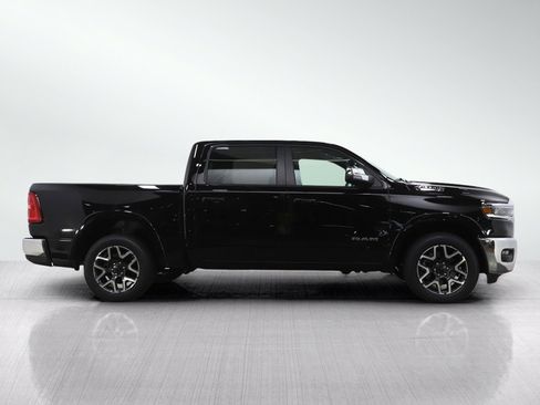 Used 2025 RAM 1500 Laramie AWD/4WD image 7