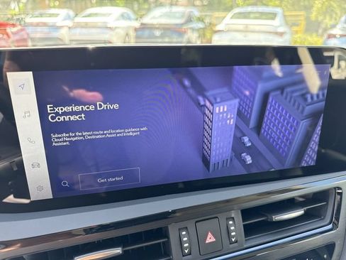 Used 2025 Lexus ES 350 Ultra Luxury w/ Accessory Package (Z2) FWD image 18