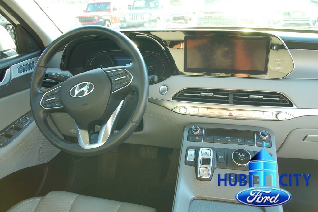 Used 2022 Hyundai Palisade SEL w/ Premium Package FWD image 19
