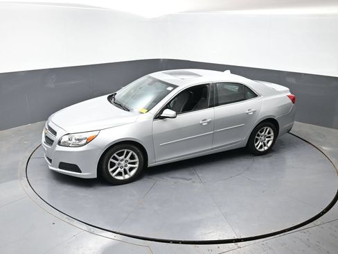 Used 2014 Chevrolet Malibu LT FWD image 16