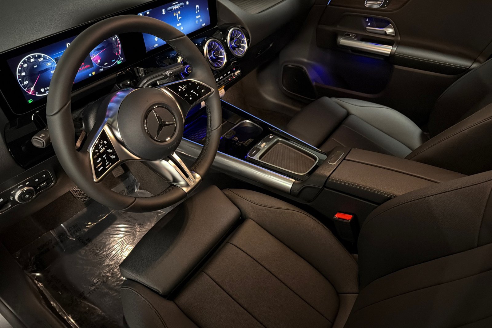 New 2026 Mercedes-Benz GLA 250 4MATIC image 9